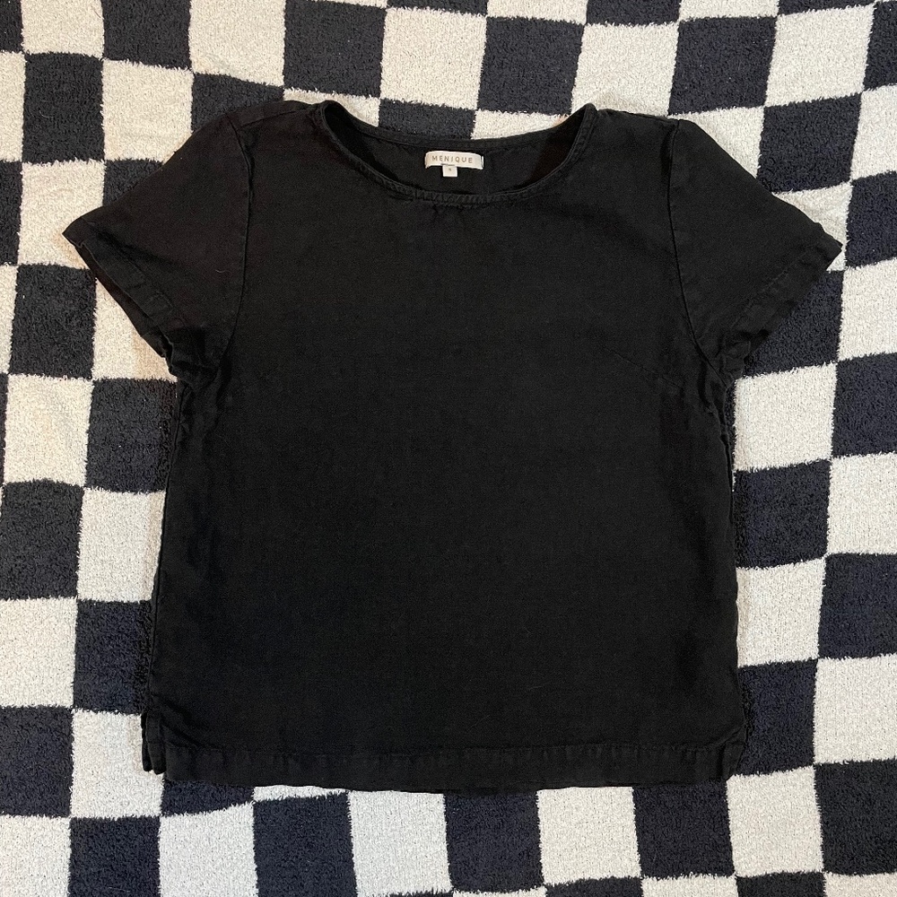 menique 100% linen black top size small